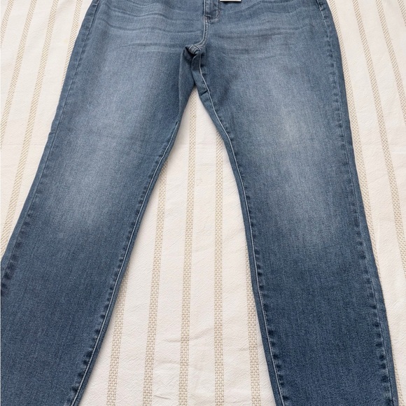 Judy Blue High Waist Boyfriend Jeans Size 13/31 NWT - Picture 4 of 8